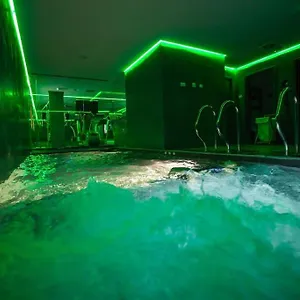 https://fiori-blu.it-lombardy.com